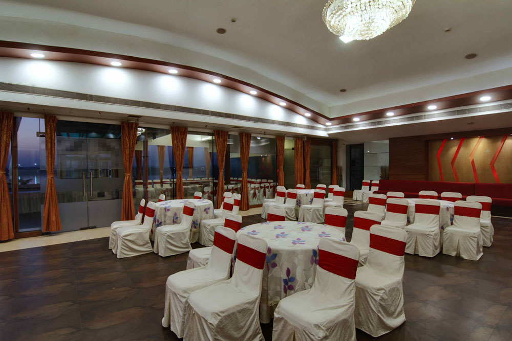 14a party halls near me